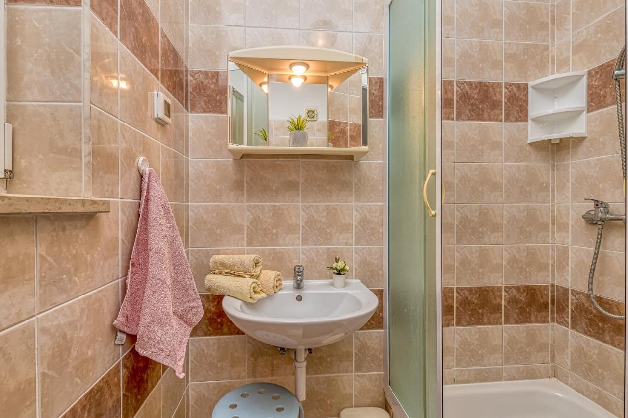 Sunrise Apartments Rovinj Luaran gambar